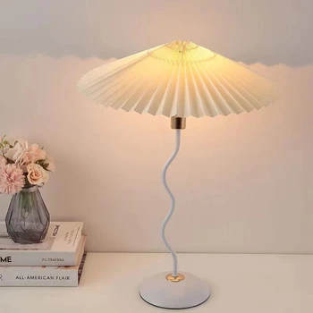 Корейская Регулируемая Плиссированная настольная лампа, прикроватный светильник для спальни, Ночной Черно-белый Зонт, Лампы для чтения, Светодиодная вилка Luminarias E27